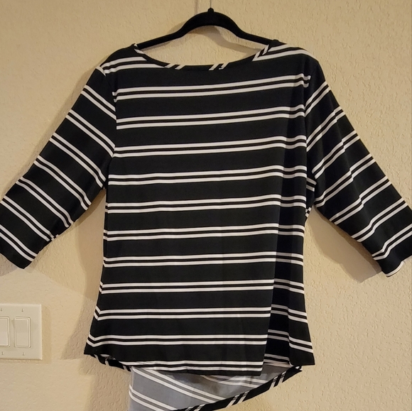 Tunic - Picture 2 of 3